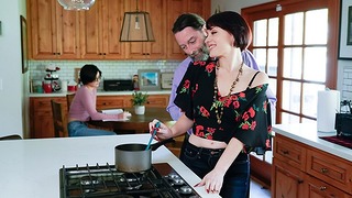 Freeuseporn – My Step Daughter and Wife’s Pussies Are Available Anytime