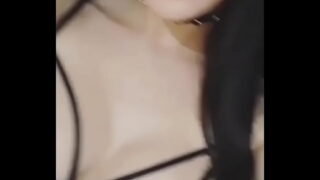 Enormes Tetas Tiene Mi Hermana