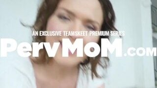 – Spoiled Brat Teen Blows Stepbros Cock To Get Spared From Household Chores