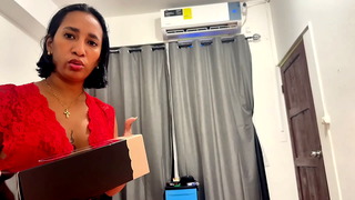 Busty Step Mom Leyne Rodriguez Stuck and Gets Fucked By Horny Step Son