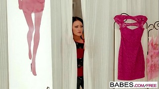 Babes – Step Mom Lessons – (Kristof Cale, Anita Bellini, Nia Black) – The Voyeur